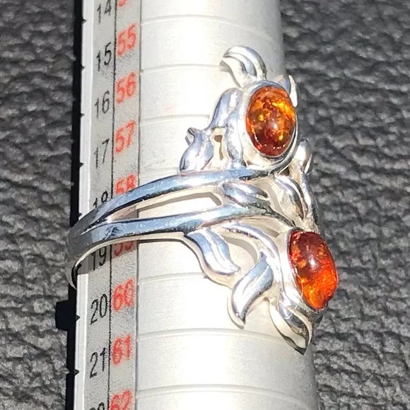 NWOT Real AMBER Oval Cabochon Cut Gemstones STERLING SILVER 925 Ring Size 8-1/2 - Picture 2 of 5